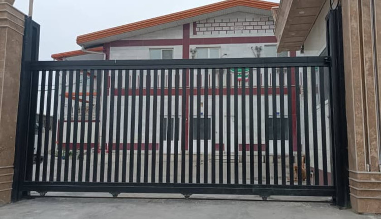 درب آهنی ریلی